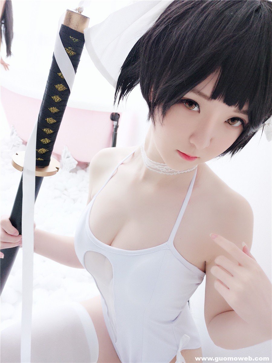 一小央泽 - 碧蓝航线爱宕+女仆 [71P231M] cosplay-第1张